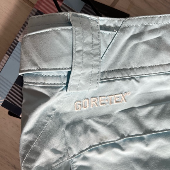 Oakley womens Gortex medium ski pant - Picture 4 of 6